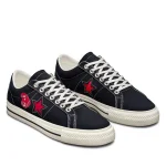 PLAY CONVERSE Red Heart One Star