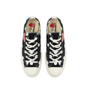 PLAY CONVERSE Polka Dot Red Heart Chuck Taylor All Star ’70 Low Sneakers